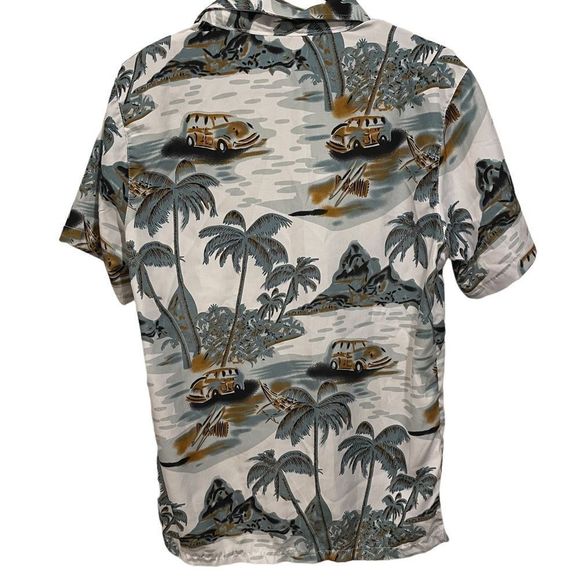 HanTon Retro Beetle Travel Bug Tropical Coastal Short Sleeve Button Down Shirt - Picture 2 of 4